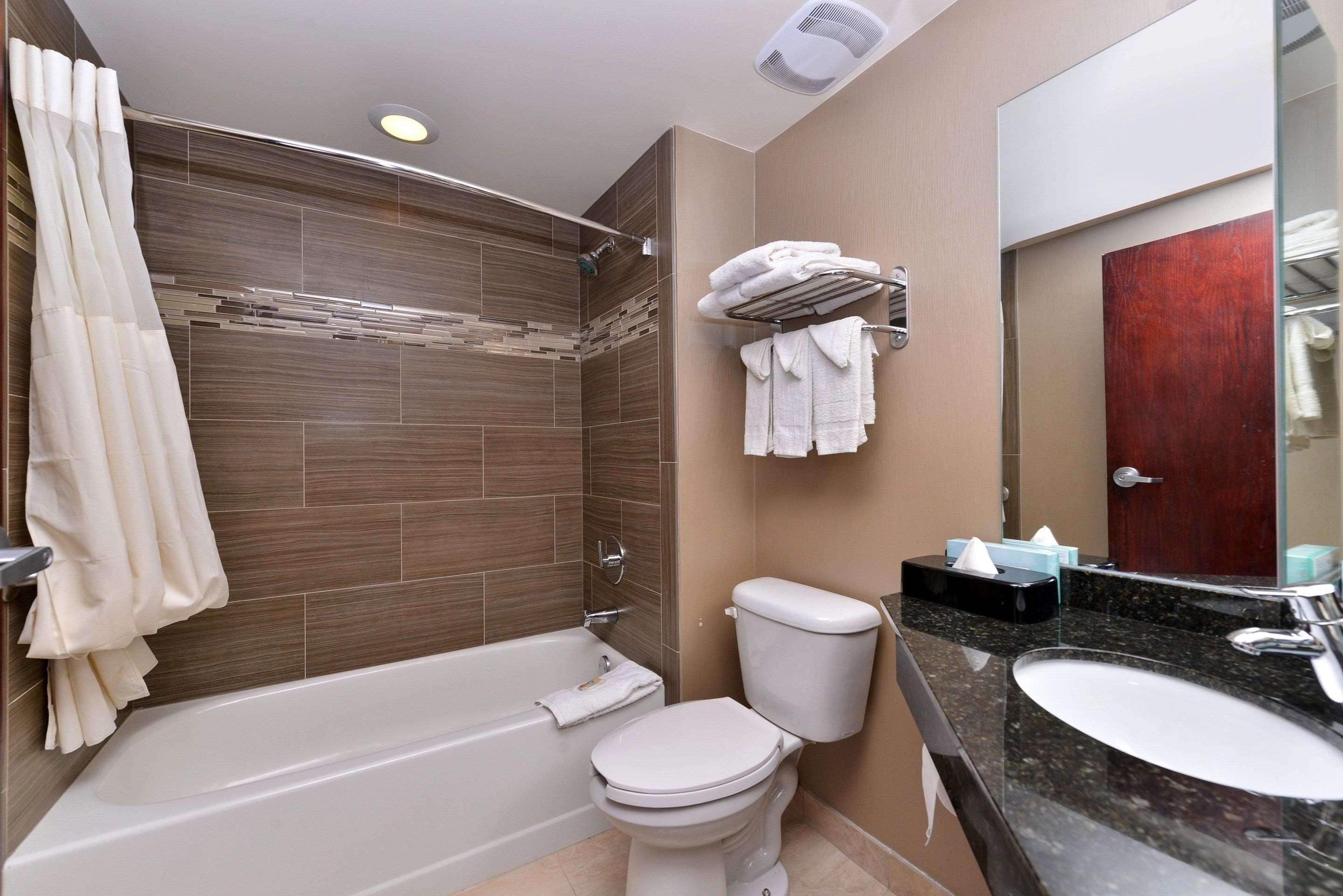 Quality Inn & Suites Matteson Near I-57 Екстер'єр фото