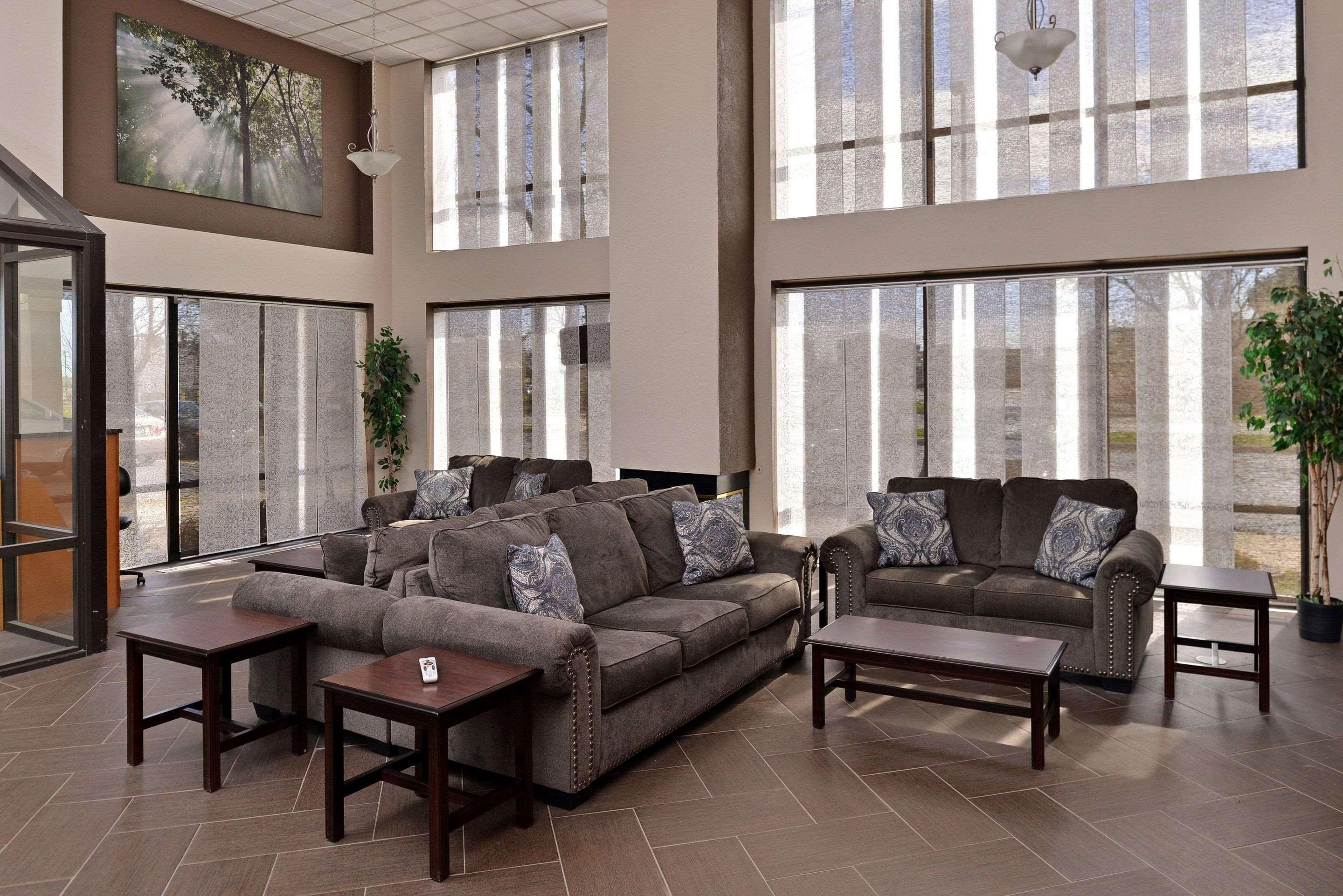 Quality Inn & Suites Matteson Near I-57 Екстер'єр фото