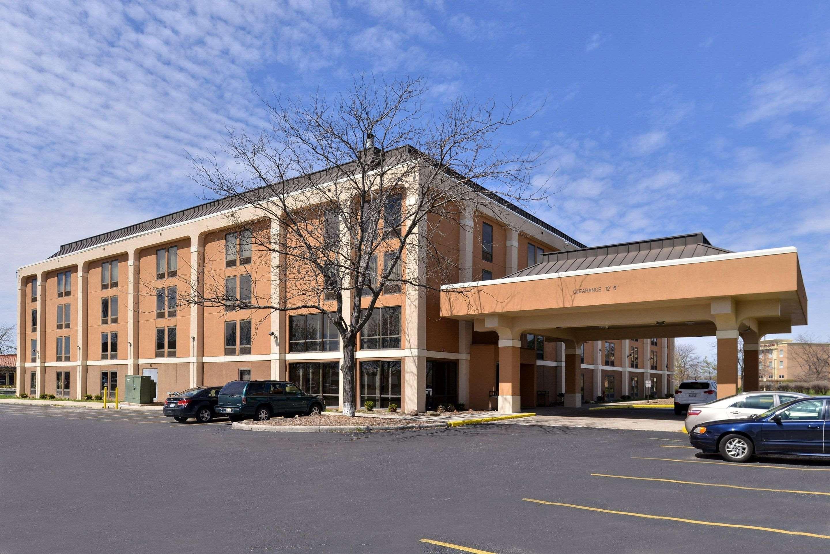 Quality Inn & Suites Matteson Near I-57 Екстер'єр фото